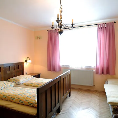 Casa de Férias Rovne *